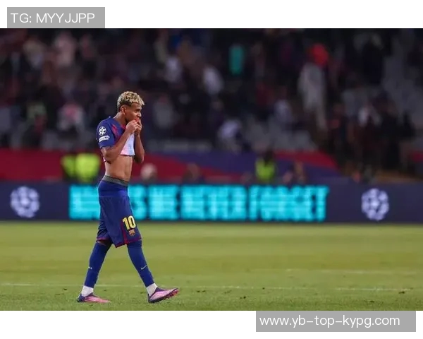 巴萨对阵巴黎名单公布亚马尔佩德里领衔巴尔德复出什琴斯尼在列 巴萨对阵巴黎名单公布亚马尔佩德里领衔巴尔德复出什琴斯尼在列