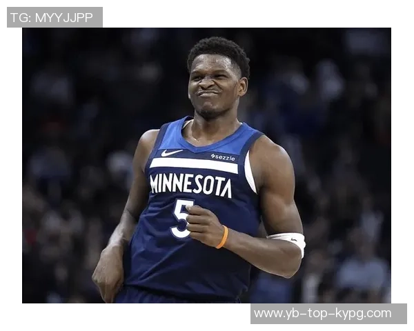 爱德华兹回忆麦丹转身暴扣瞬间感叹那个球实在太帅了 爱德华兹回忆麦丹转身暴扣瞬间感叹那个球实在太帅了